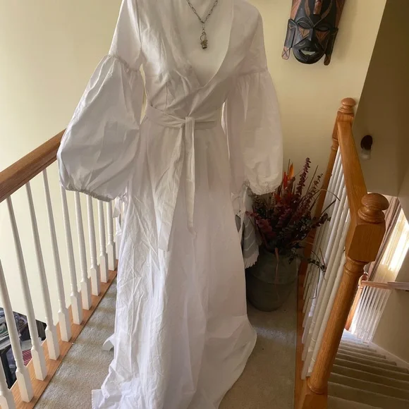 Andrea Iyamah White Long Sleeve Dress -NWT - Picture 10 of 16